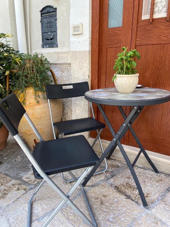 Home Sweet Home Rooms Bari Exteriör bild